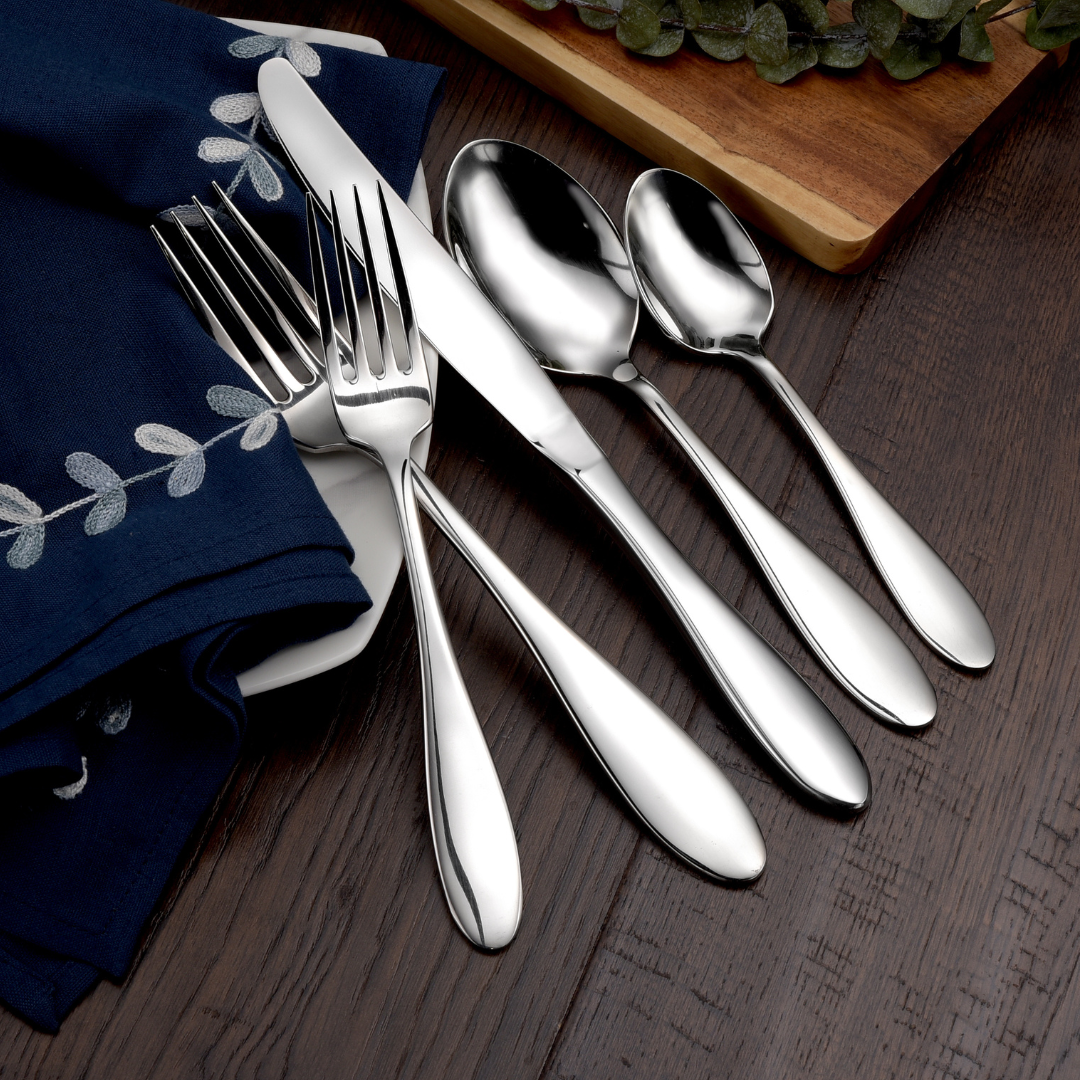 Betsy Ross - 65 Piece Set - Image 4